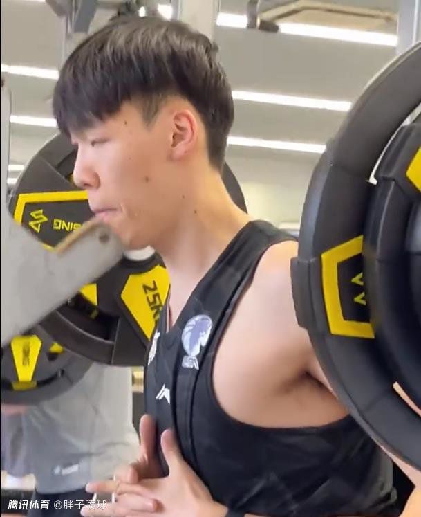 双性互攻cao到哭h尿